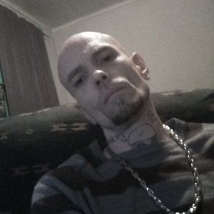 Meet your Posher, Carl